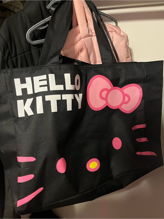Hello Kitty Other - Hello Kitty Black Tote Bag with Pink Bow & Accents